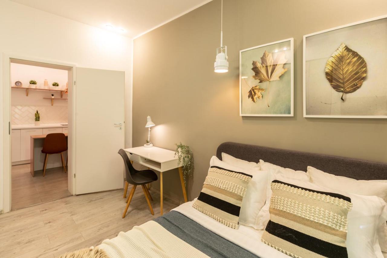 Ideal Stay: Spacious 2Br Apt Near Calea Victoriei Bucharest Luaran gambar