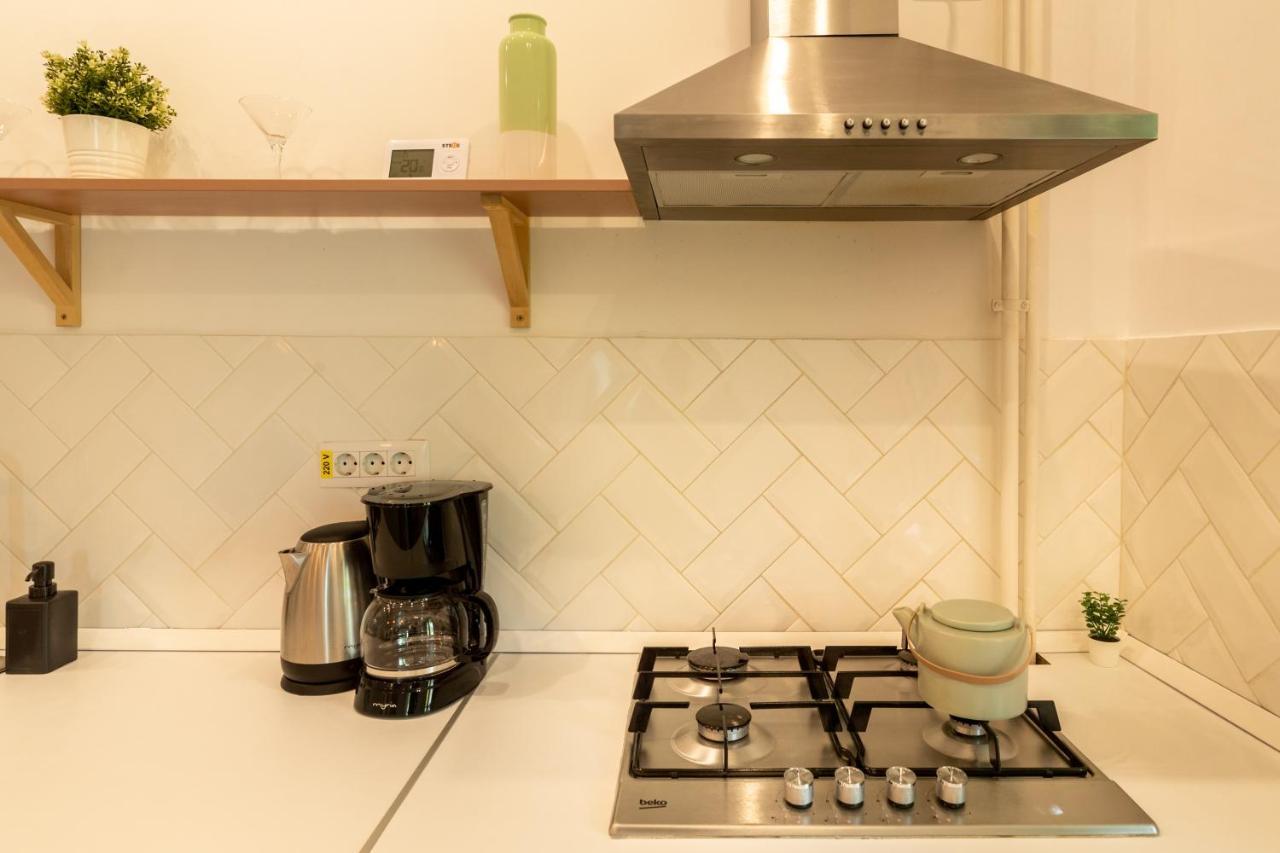 Ideal Stay: Spacious 2Br Apt Near Calea Victoriei Bucharest Luaran gambar